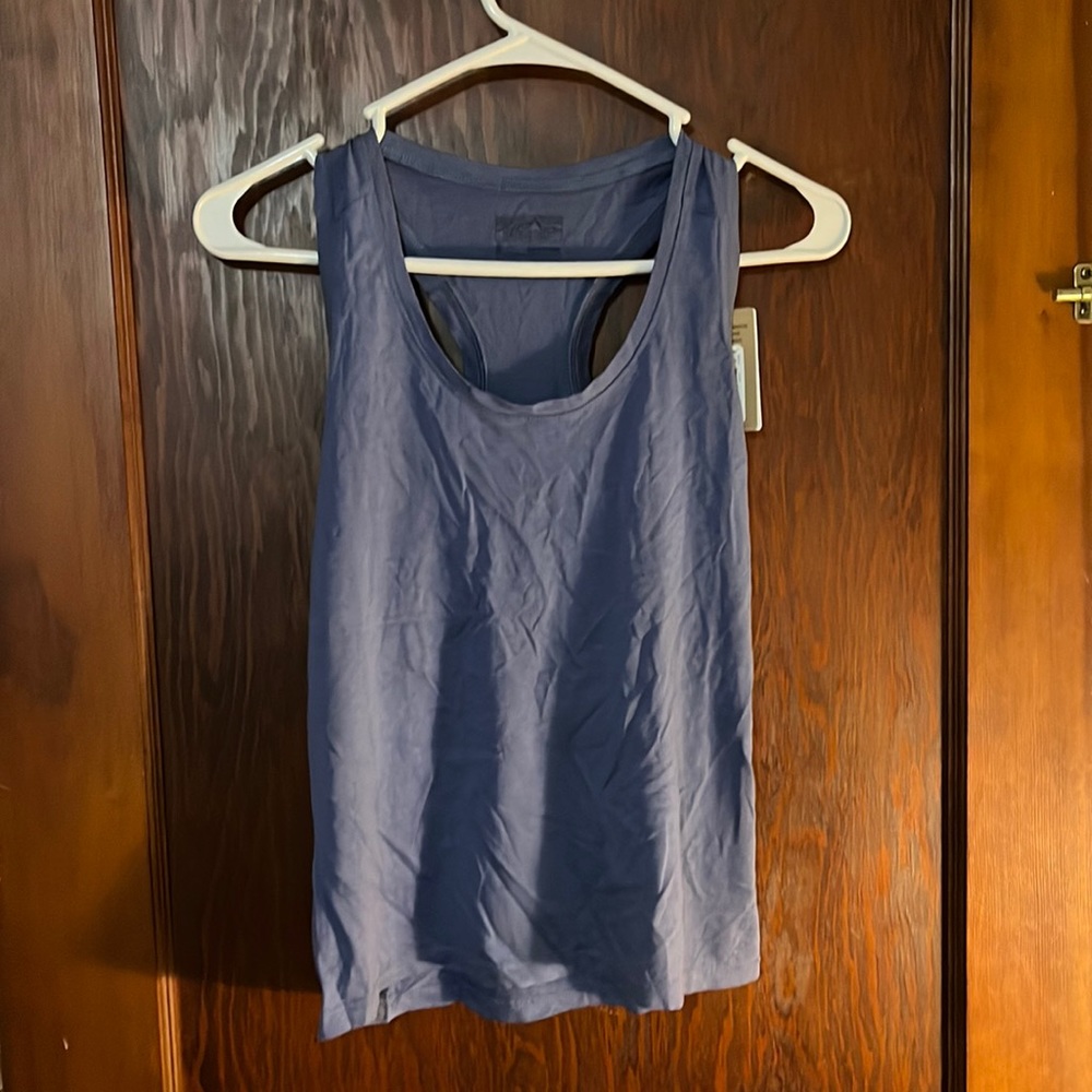 Patagonia women’s tank top